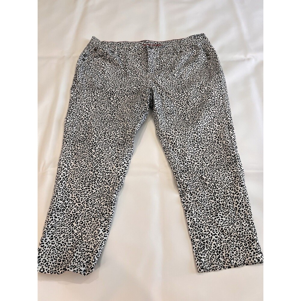 Sabrina Lauren Plus Sz 20W Stretch Pants Animal Print Cropped Black a
